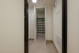 room_8