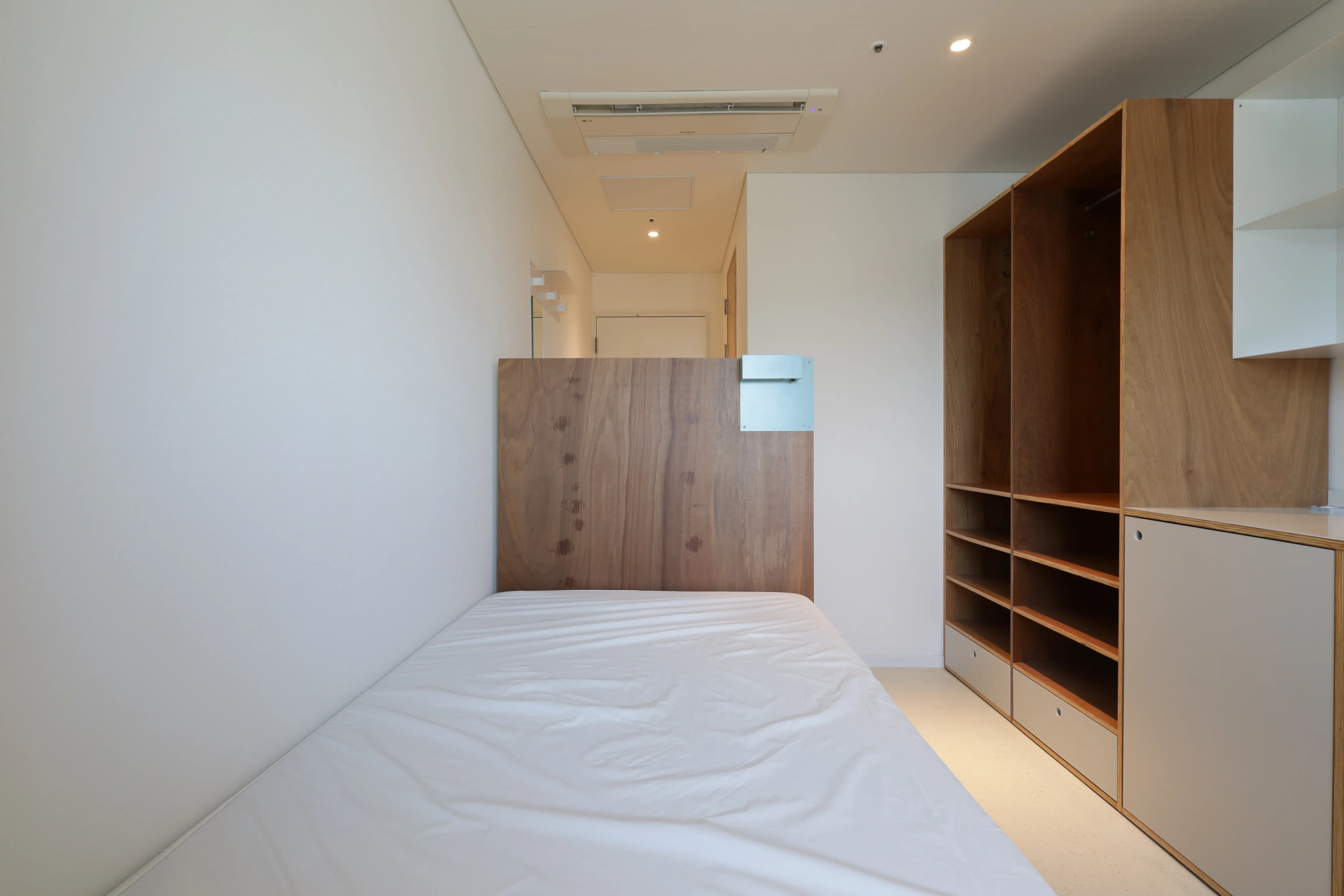 room_9