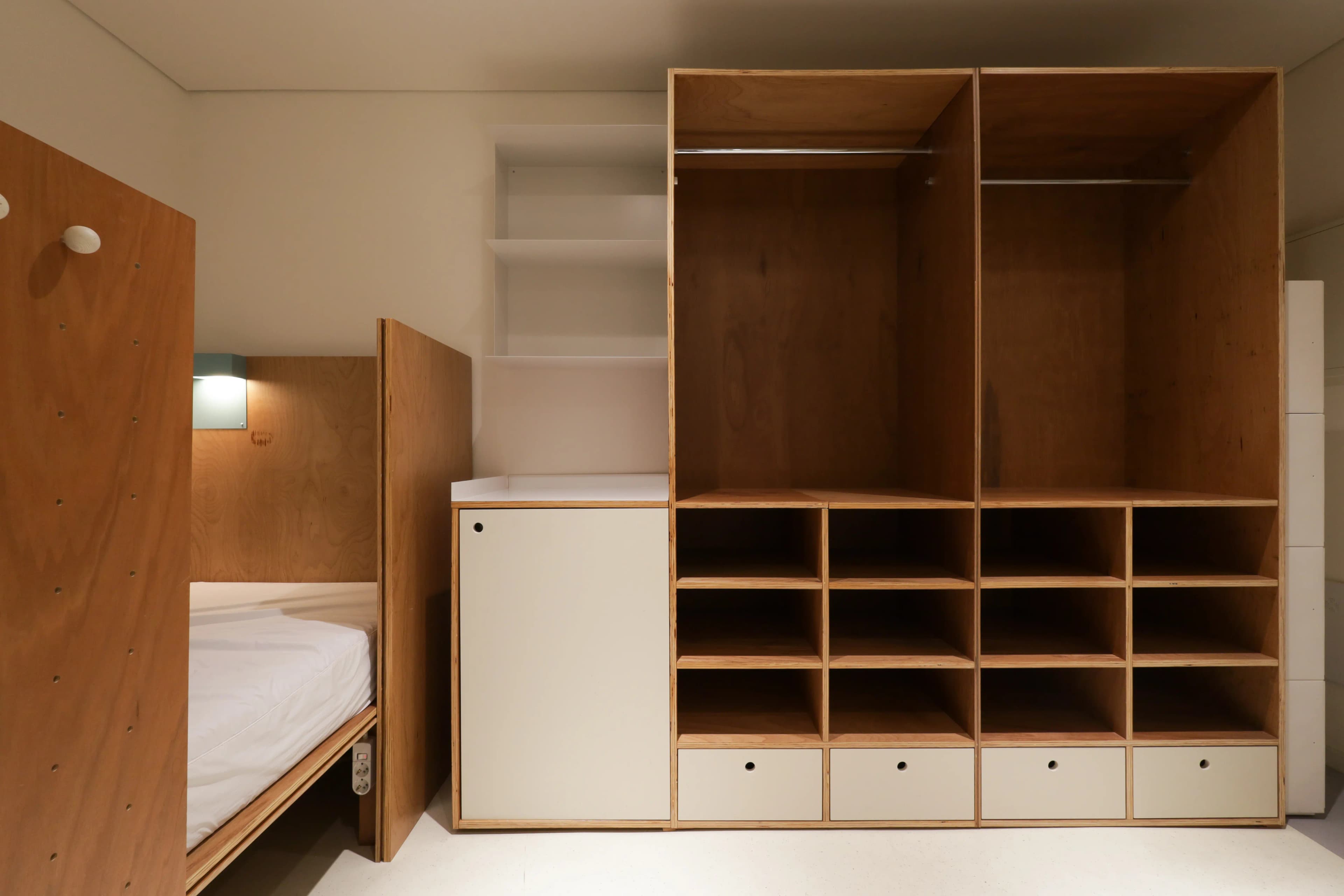 room_8
