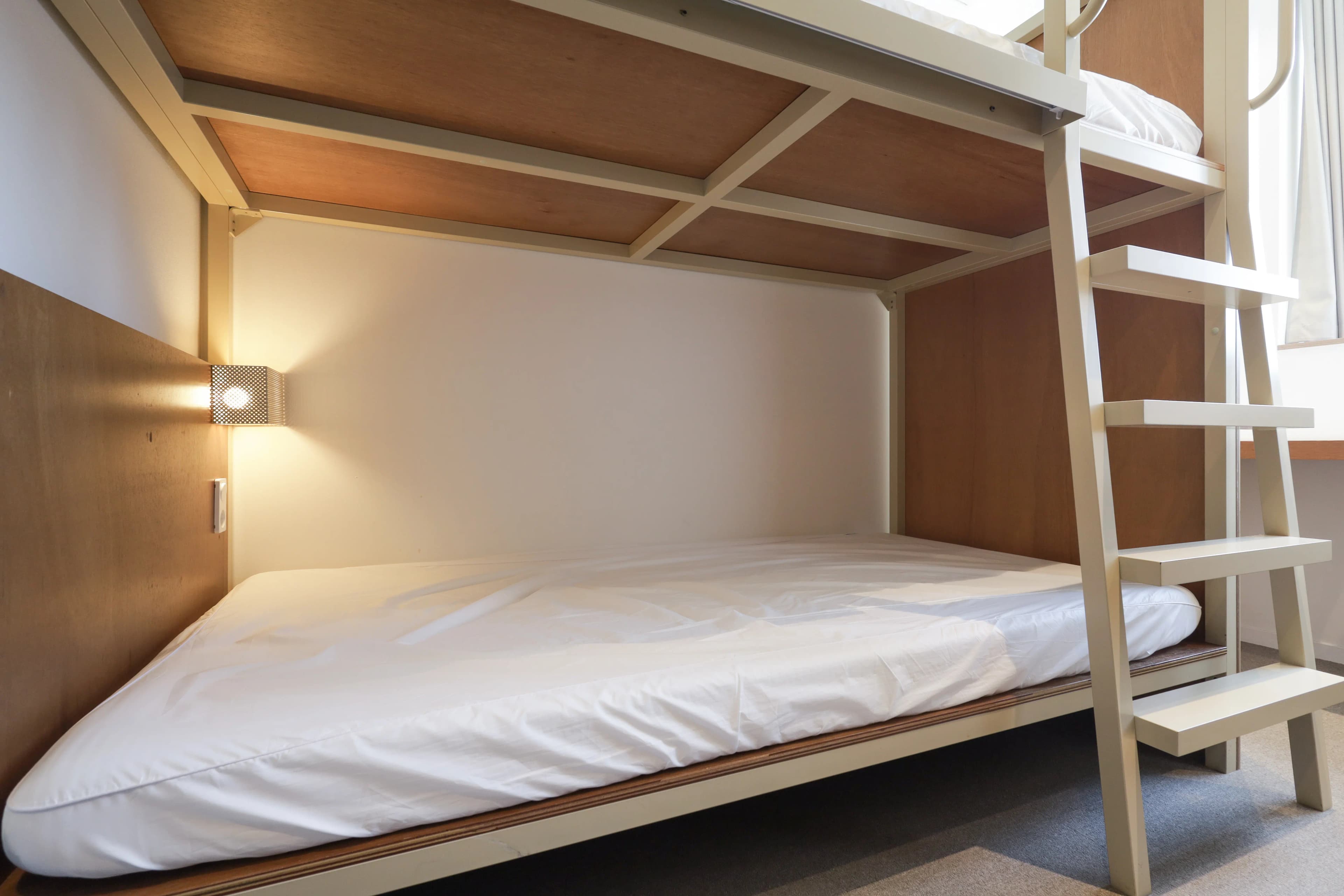 room_8