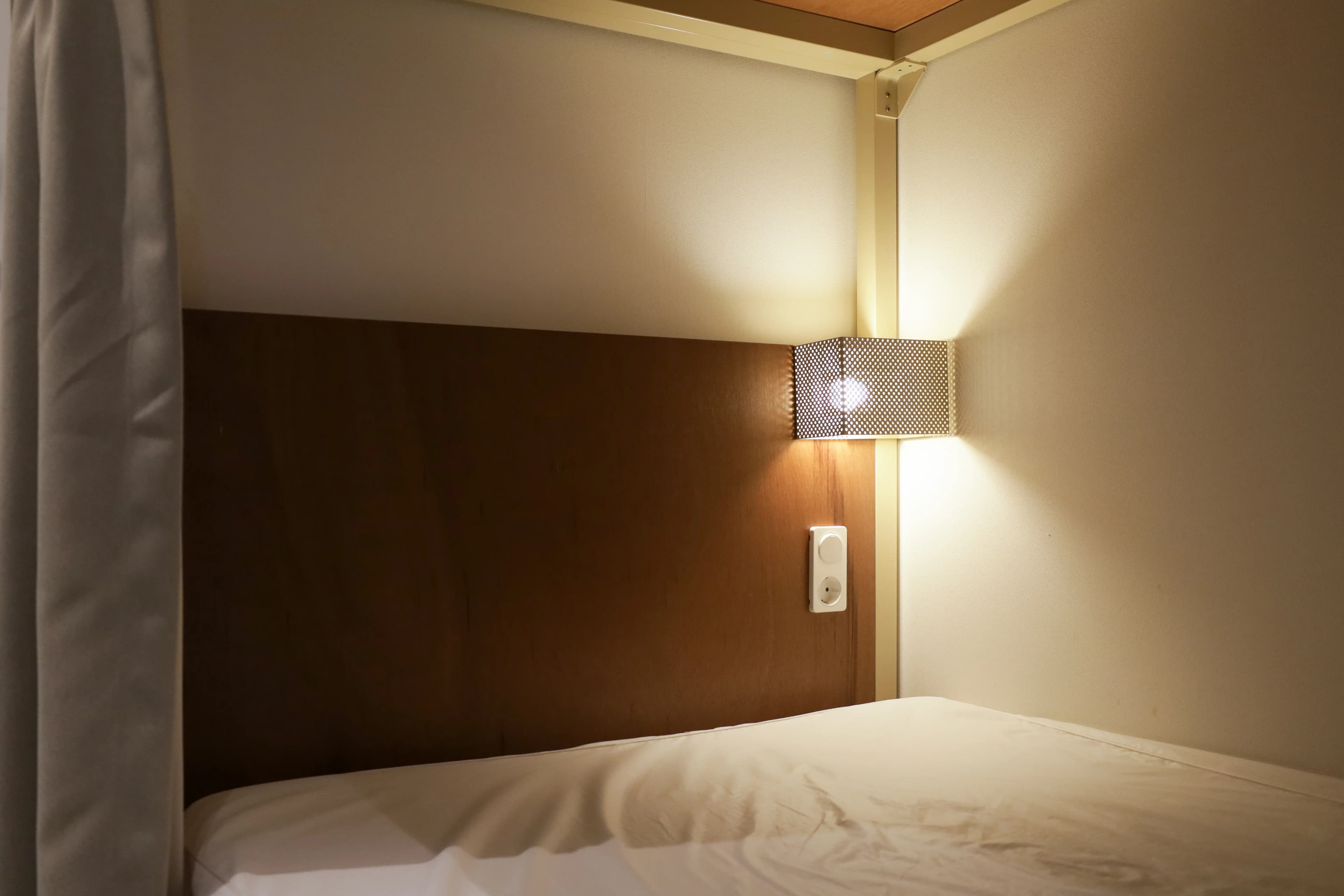 room_9