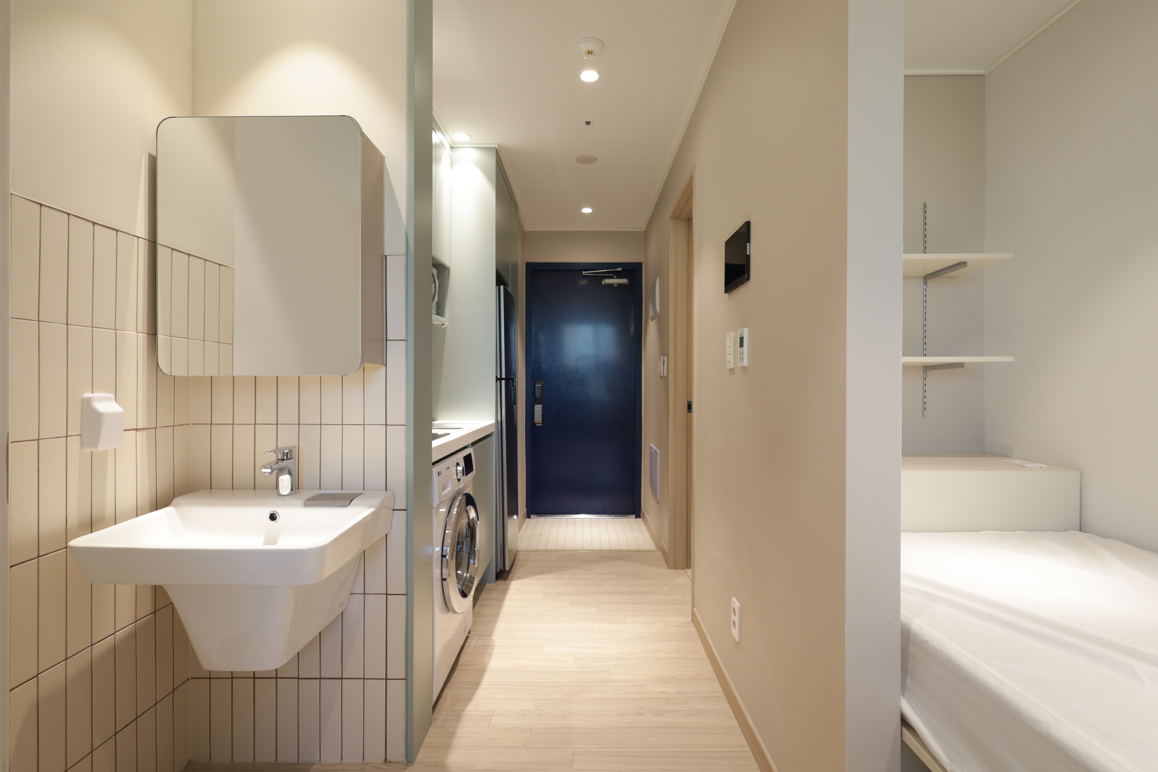 room_16