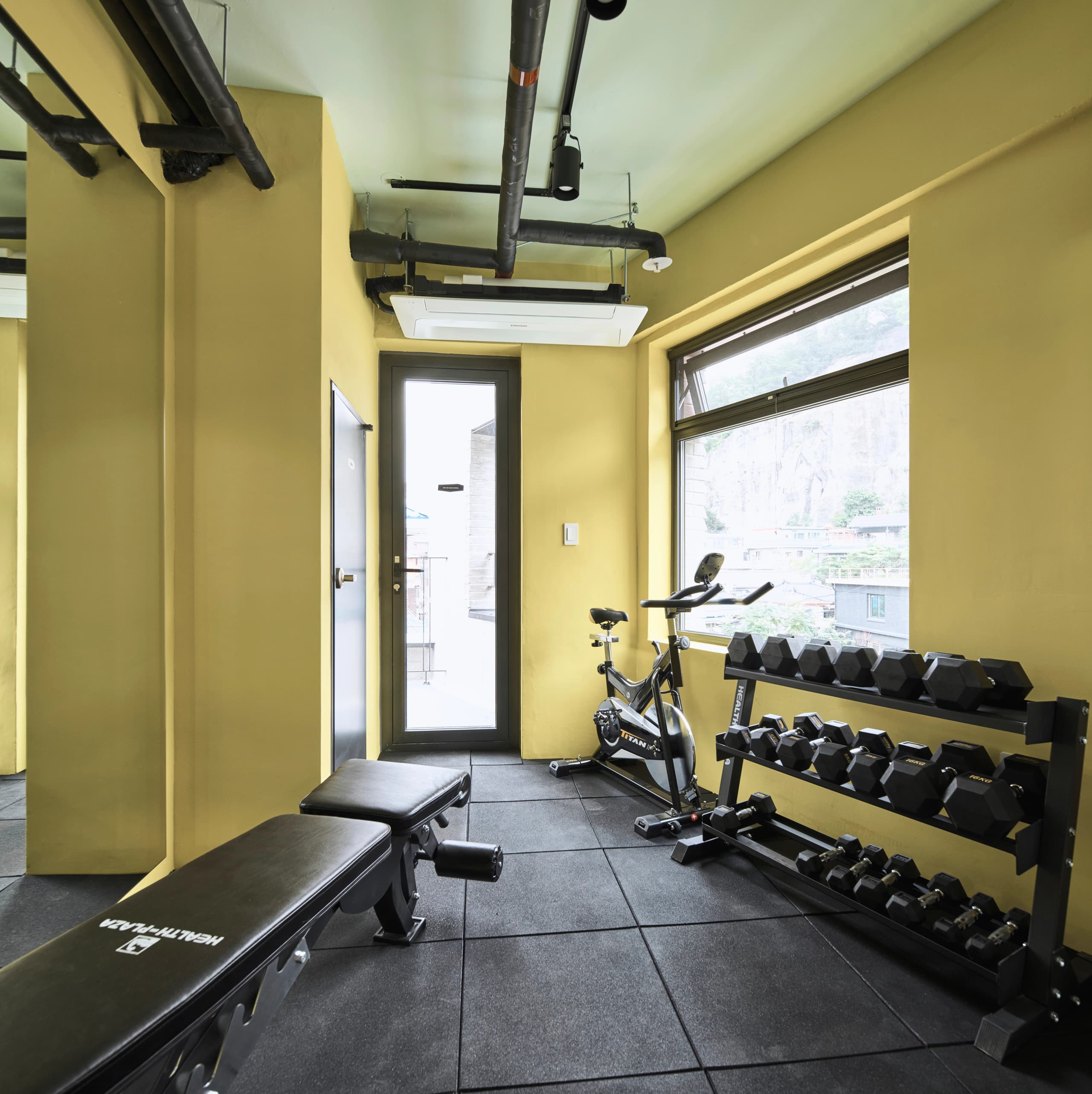 Flex Room