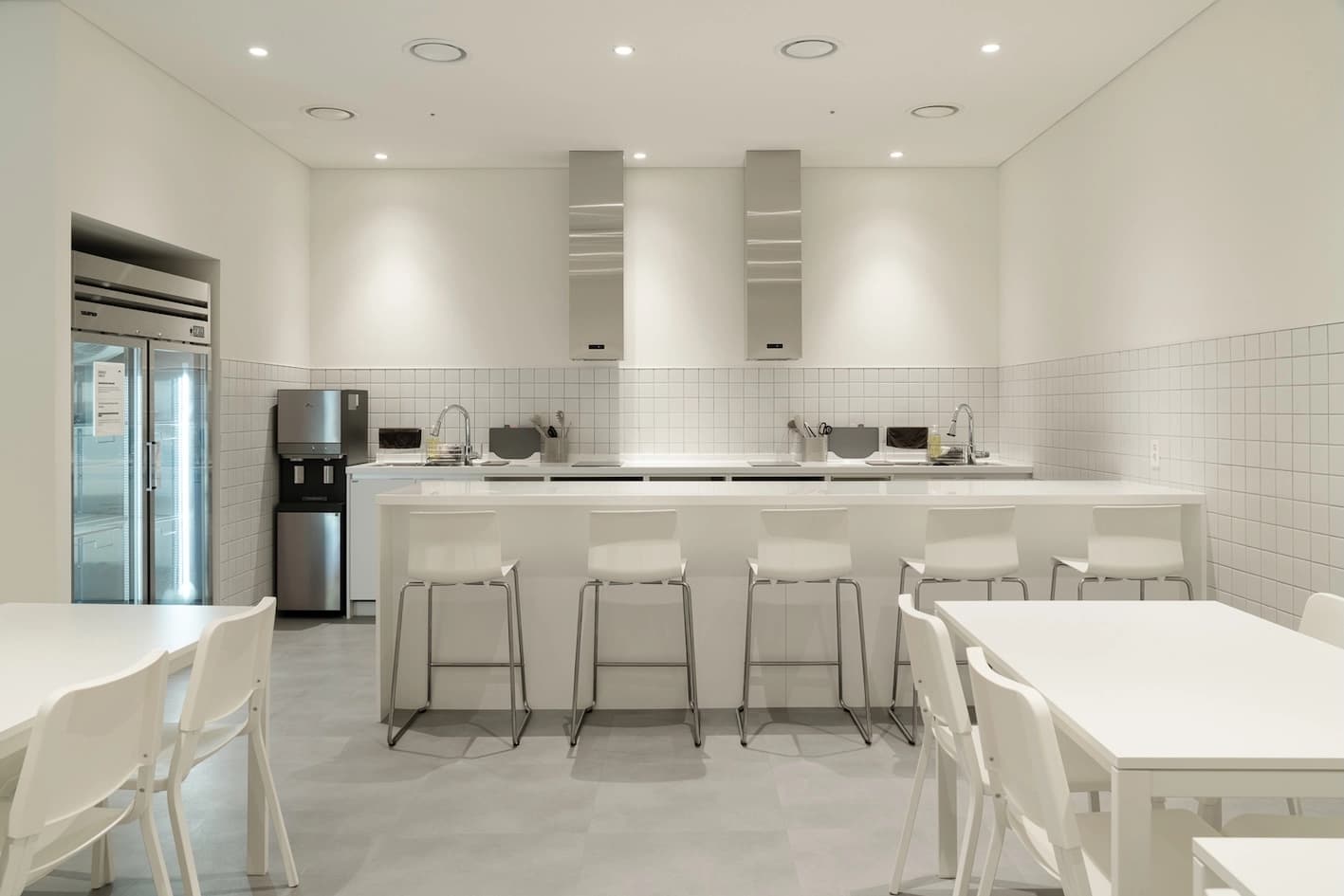 Kitchen & Canteen